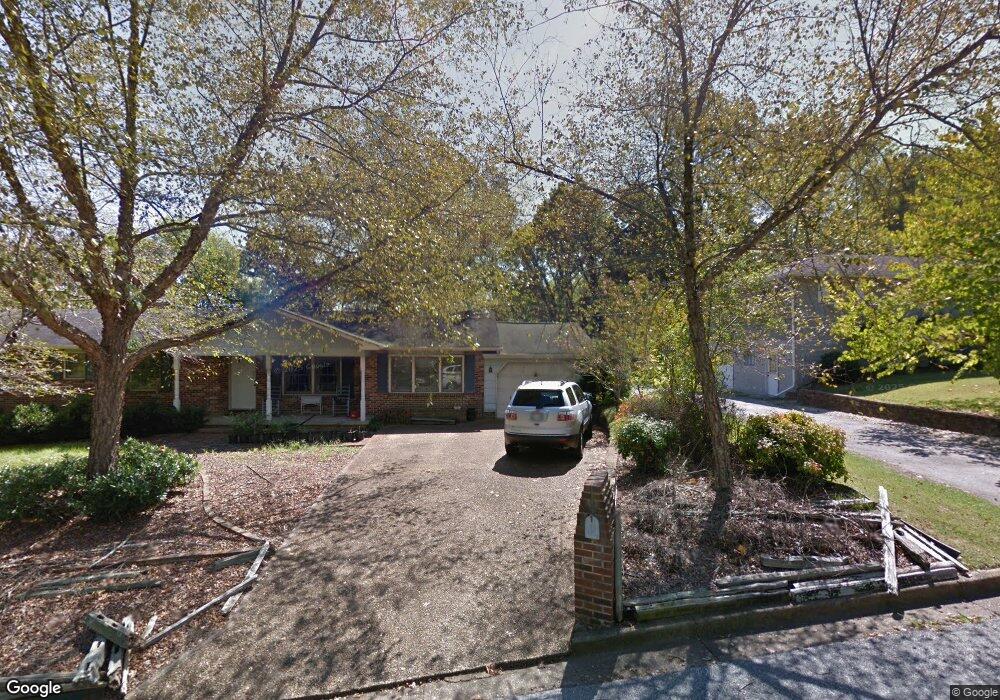 1372 Orbit Dr, Hixson, TN 37343 - photo 1