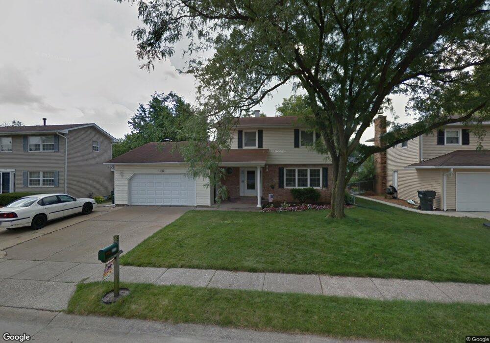 2135 W 30th St, Davenport, IA 52804 - photo 1