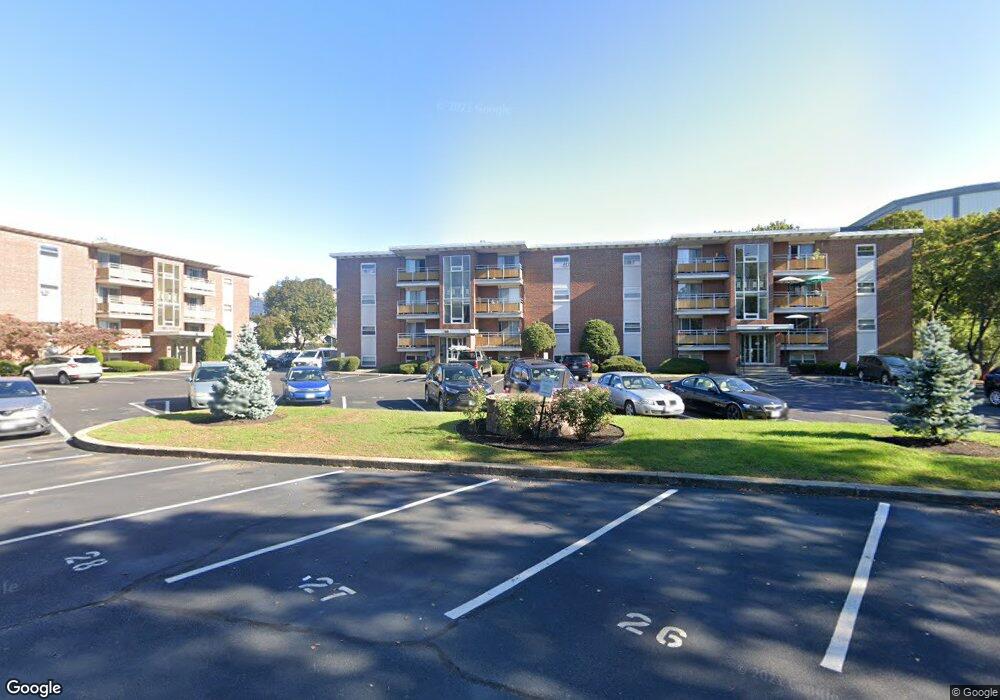 57 Coburn Terrace unit 24, Everett, MA 02149 - photo 1