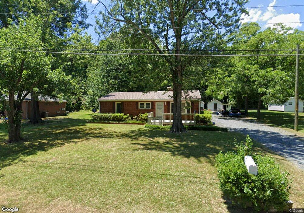 1726 Harvell St, Asheboro, NC 27205 - photo 1