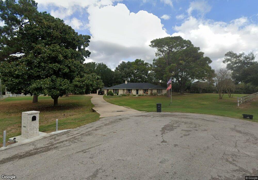 18800 Meadow Ln, Tomball, TX 77377 - photo 1