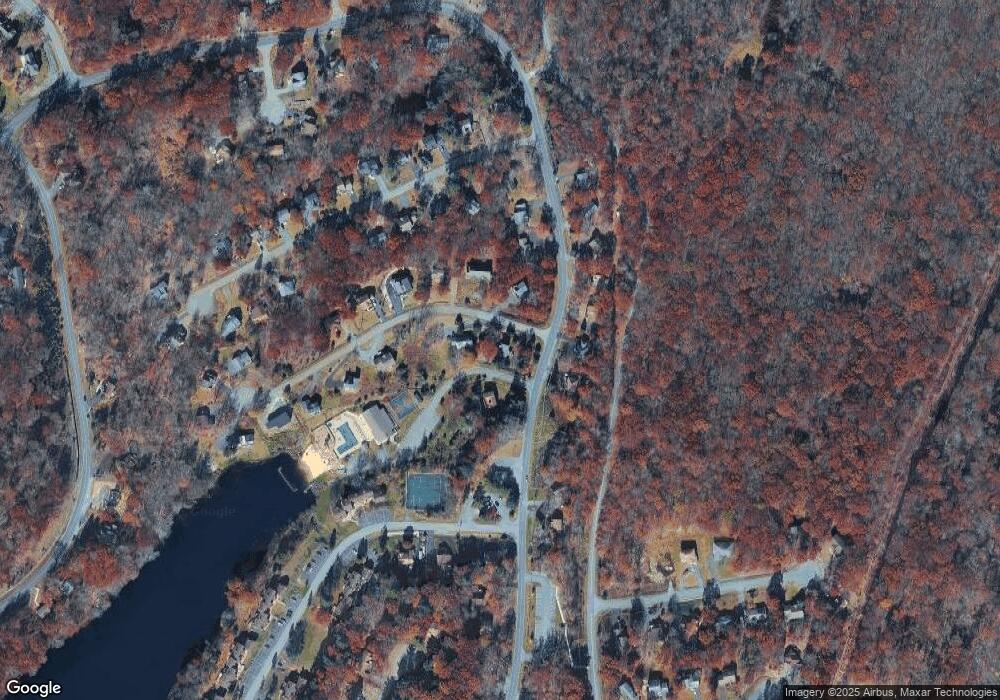 158 Wickes Rd, Bushkill, PA 18324 - photo 1