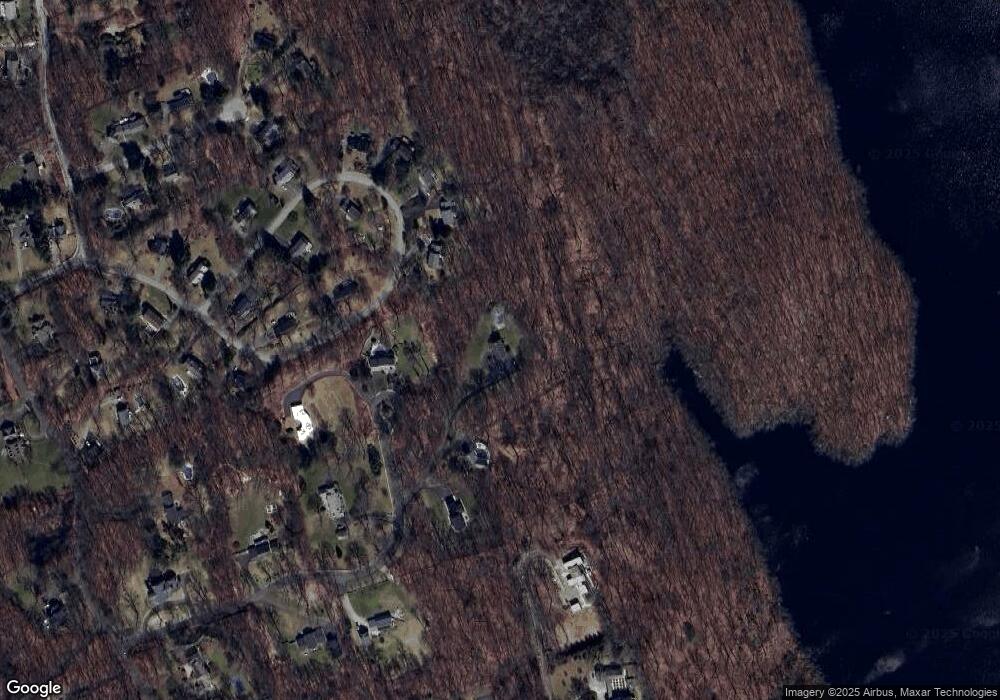 81 Sheridan Dr, New Canaan, CT 06840 - photo 1