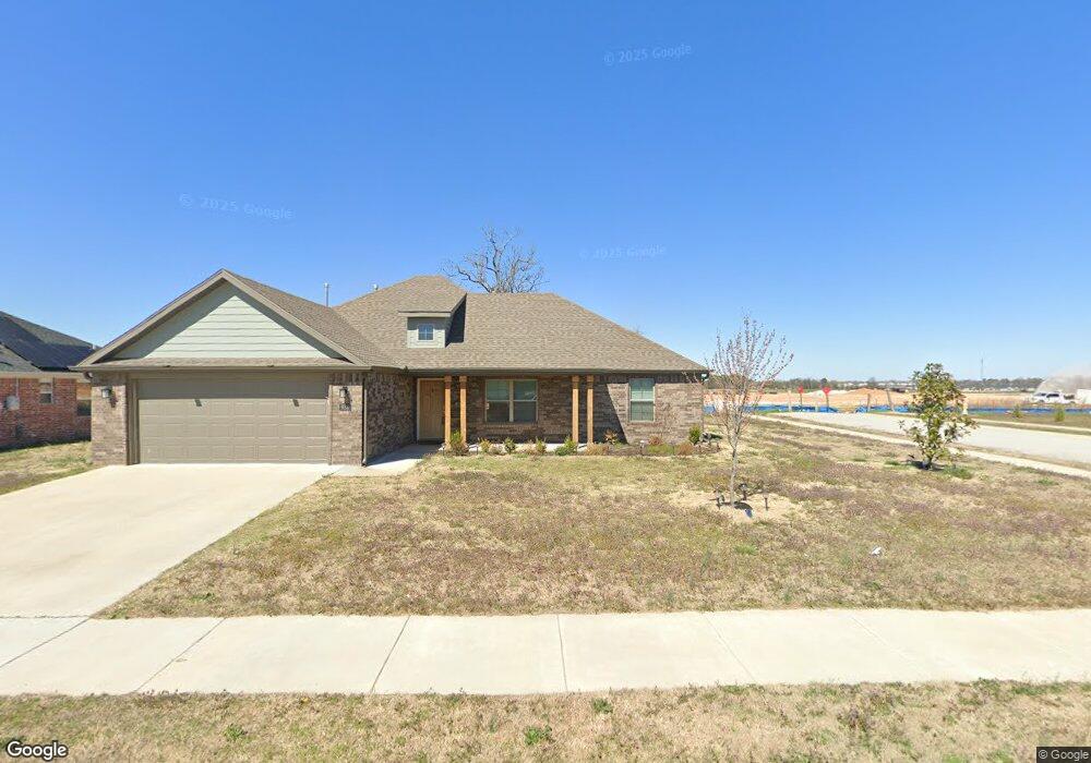 938 Hickory Meadows Ave, Tontitown, AR 72762 - photo 1