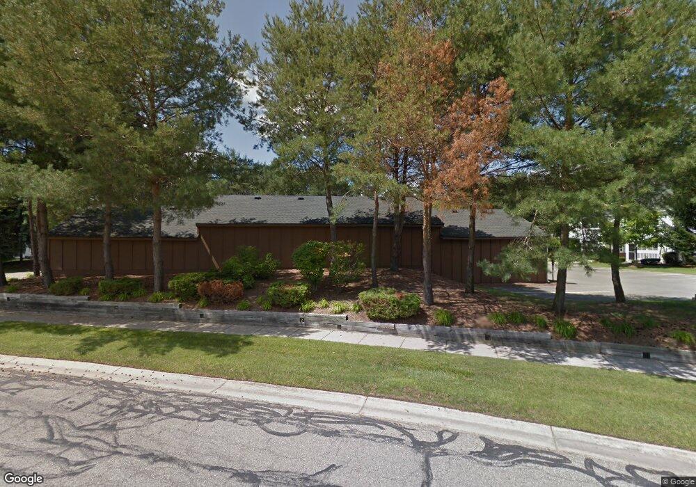 1221 Curzon Ct unit 204, Howell, MI 48843 - photo 1
