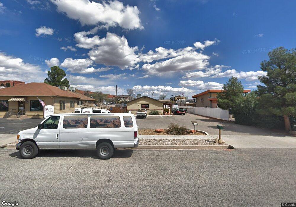 122 N 200 W, Saint George, UT 84770 - photo 1