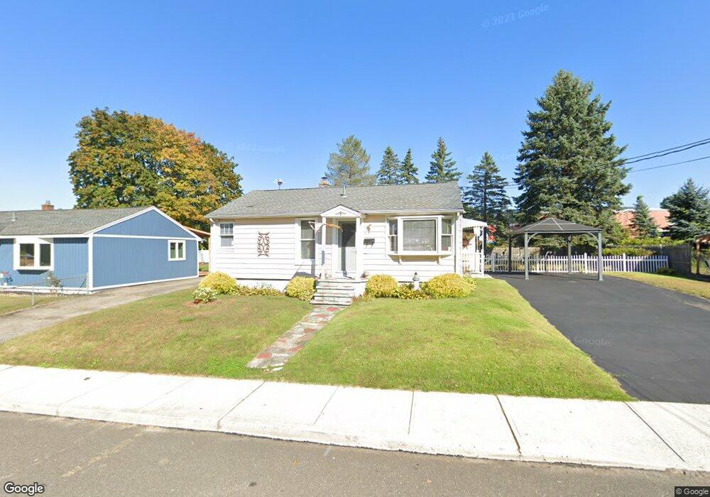 81 Wyoming Ave, Waterbury, CT 06706 - photo 1