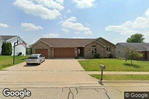 608 Crown Line Dr, Epworth, IA 52045