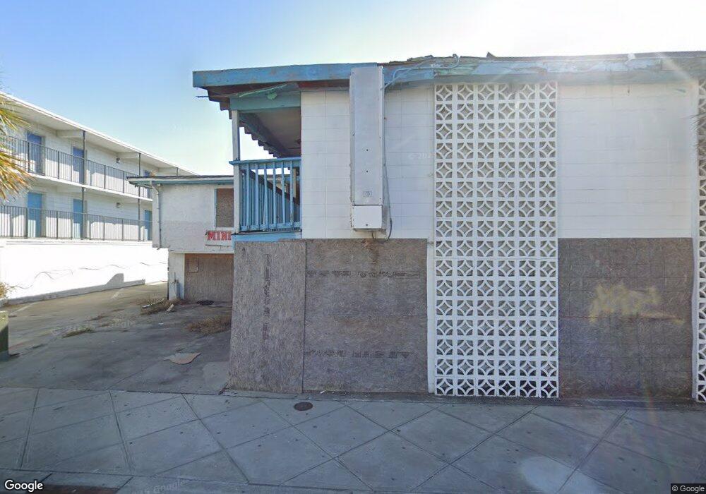 302 N Ocean Blvd unit 302, Myrtle Beach, SC 29577 - photo 1