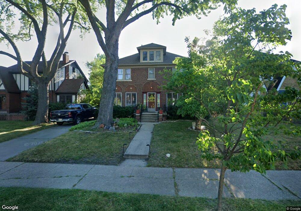 1418 Grayton St, Grosse Pointe Park, MI 48230 - photo 1