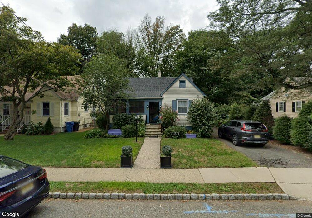 27 Laureldale Ave, Metuchen, NJ 08840 - photo 1