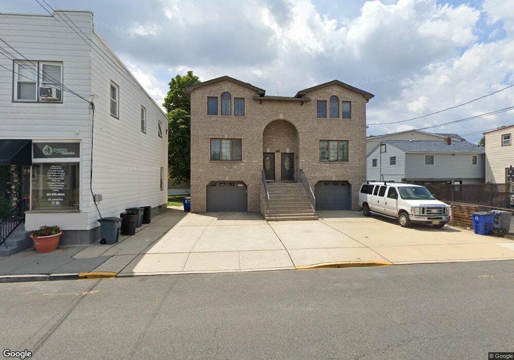 165 Front St unit Left, Secaucus, NJ 07094 - photo 1