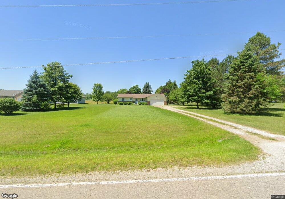 4223 N Gale Rd, Davison, MI 48423 - photo 1