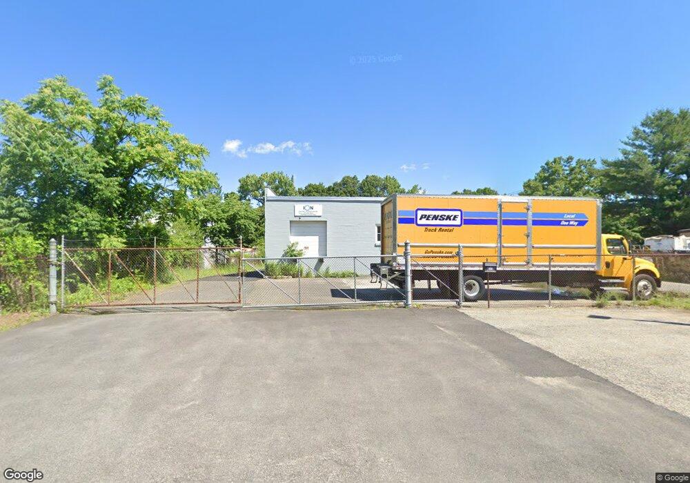 164 Switzer Ave, Springfield, MA 01109 - photo 1