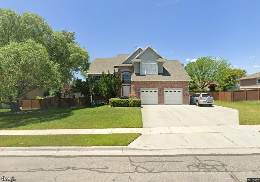 11784 Stone Crest Ln, Riverton, UT 84065 - photo 1