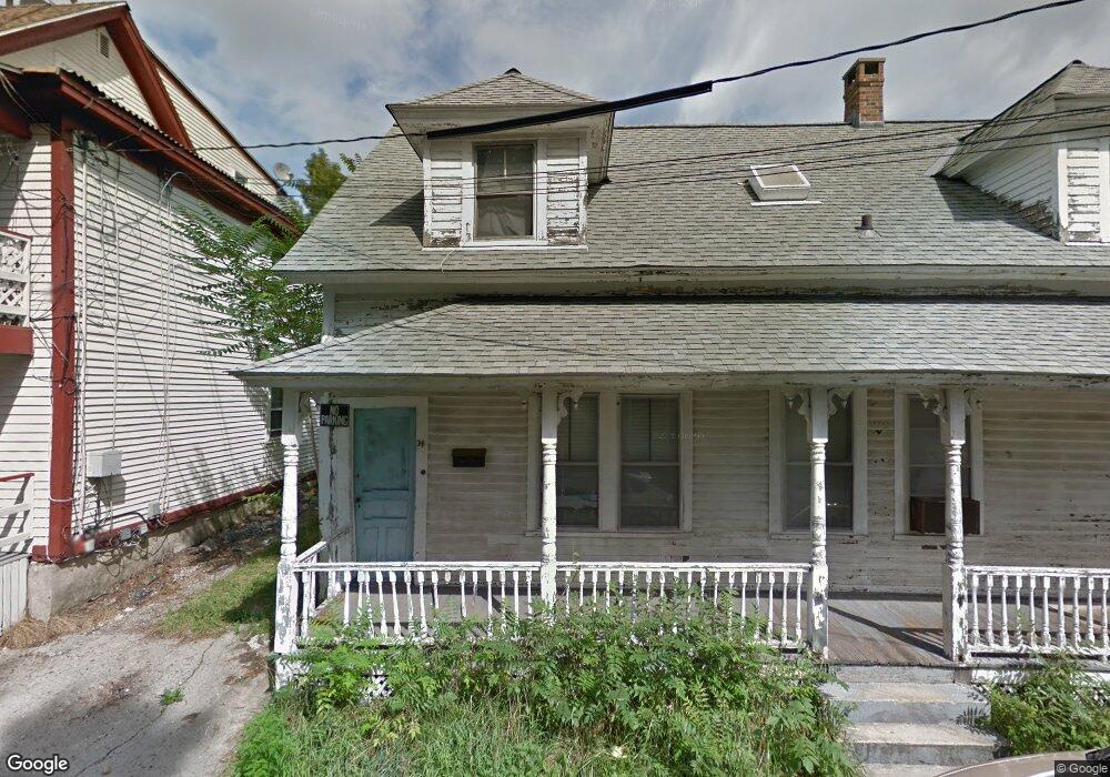 34 Taylor Ct, Willimantic, CT 06226 - photo 1