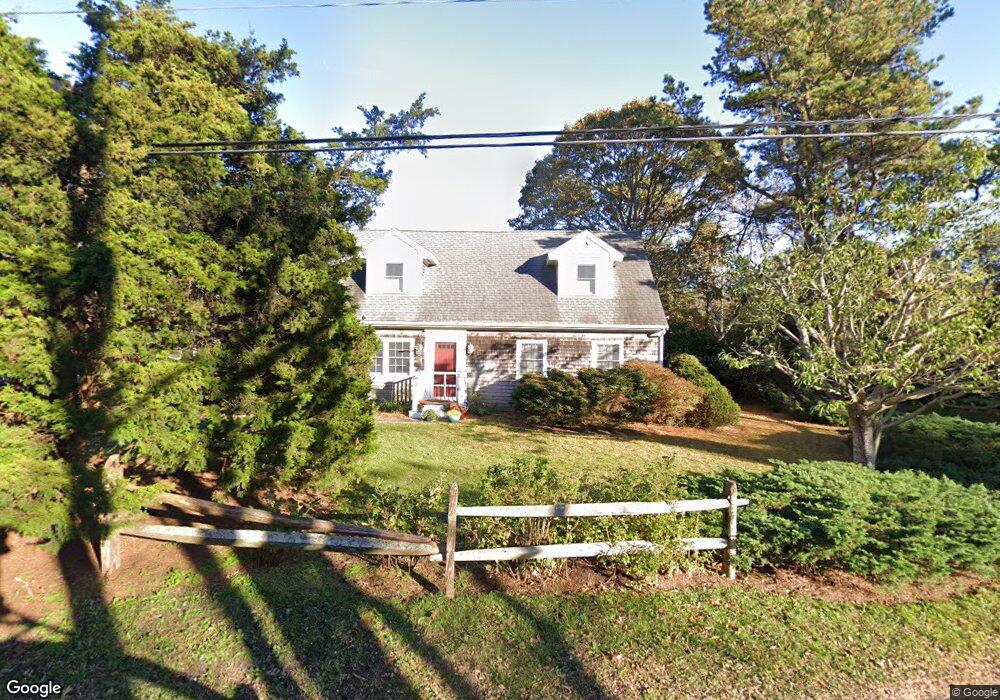 26 Pheasant Ln, Vineyard Haven, MA 02568 - photo 1