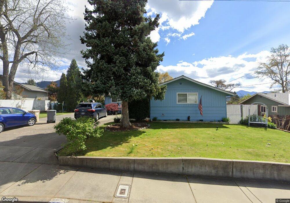 1455 NE A St, Grants Pass, OR 97526 - photo 1