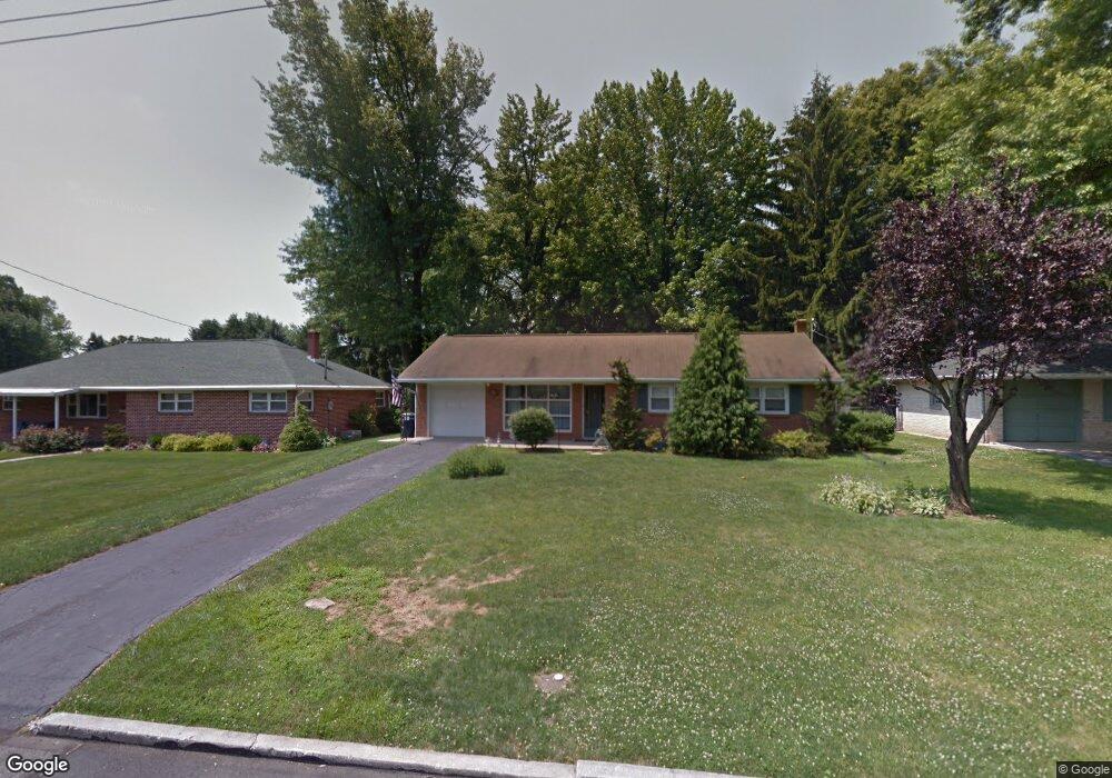 951 S Franklin St, Palmyra, PA 17078 - photo 1