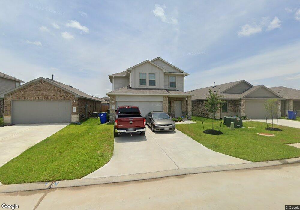 16636 Lonely Pines Dr, Conroe, TX 77302 - photo 1