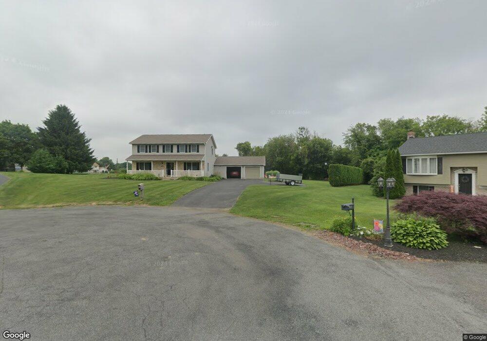 4471 Windfield Cir, Emmaus, PA 18049 - photo 1