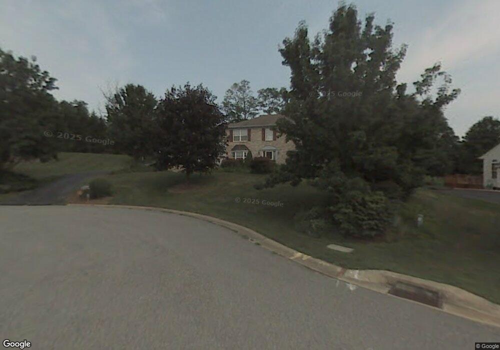 215 Eileens Way, Hockessin, DE 19707 - photo 1