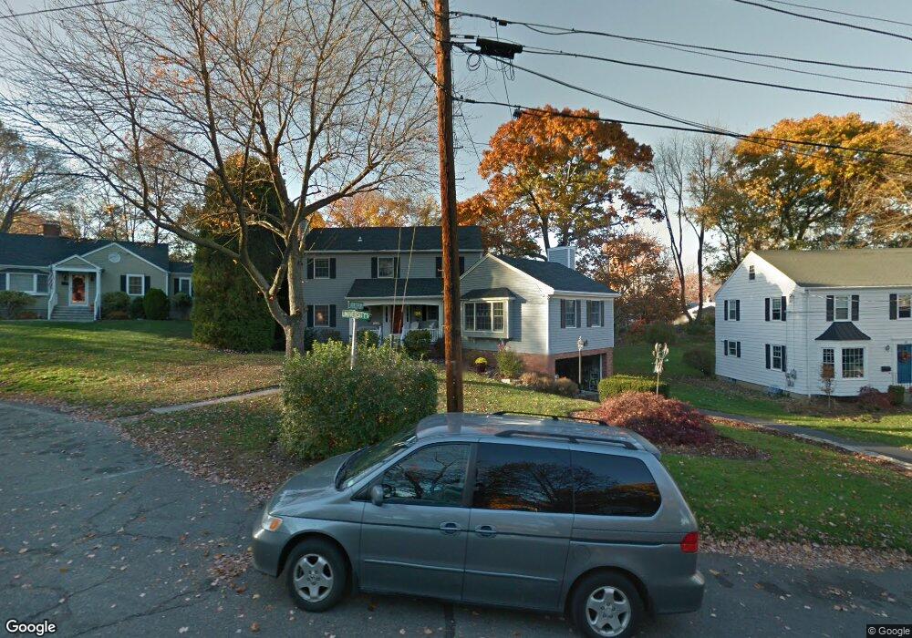 10 University Dr, Fairfield, CT 06824 - photo 1