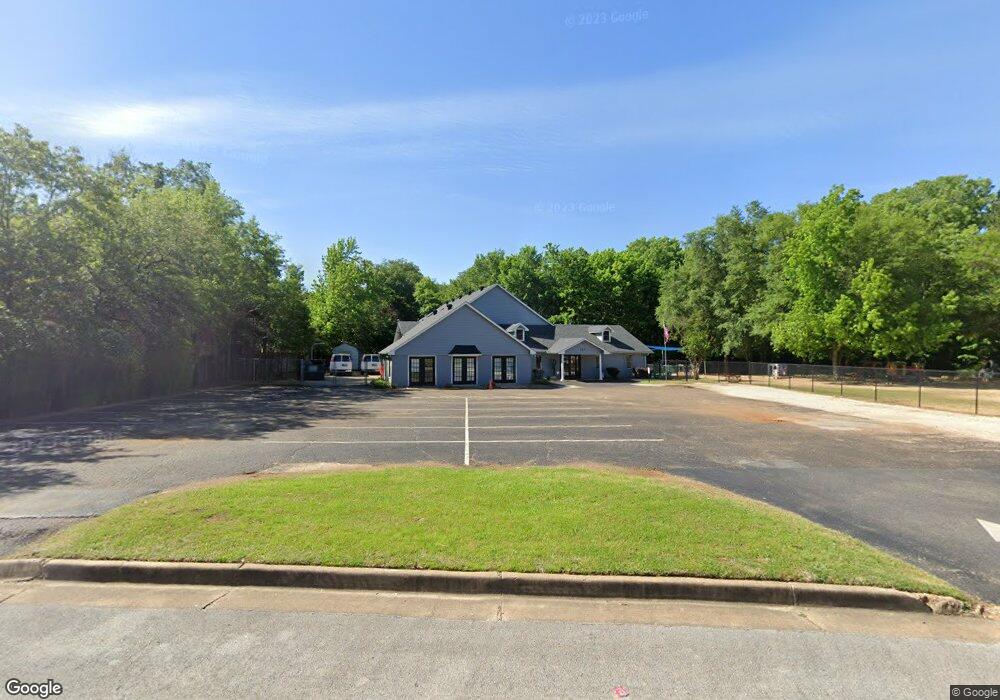 225 Winchester Dr, Tyler, TX 75701 - photo 1