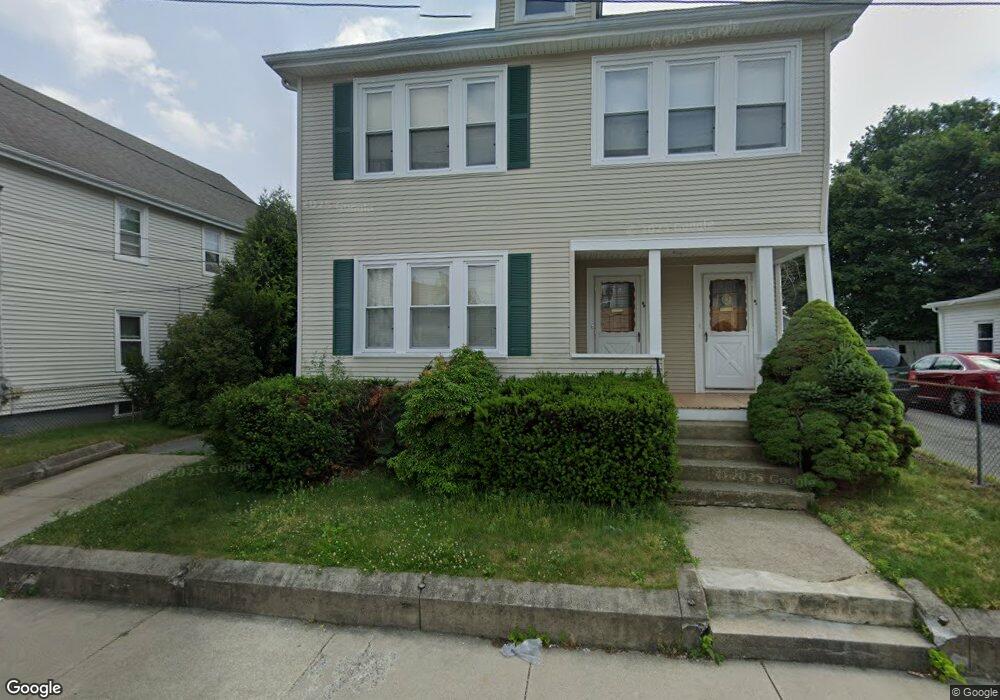 92 Chandler Ave, Pawtucket, RI 02860 - photo 1