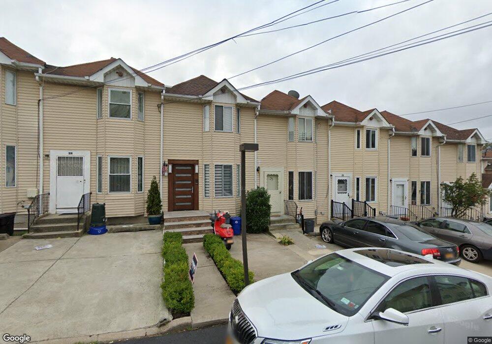 35 Tappen Ct unit n/a, Staten Island, NY 10304 - photo 1