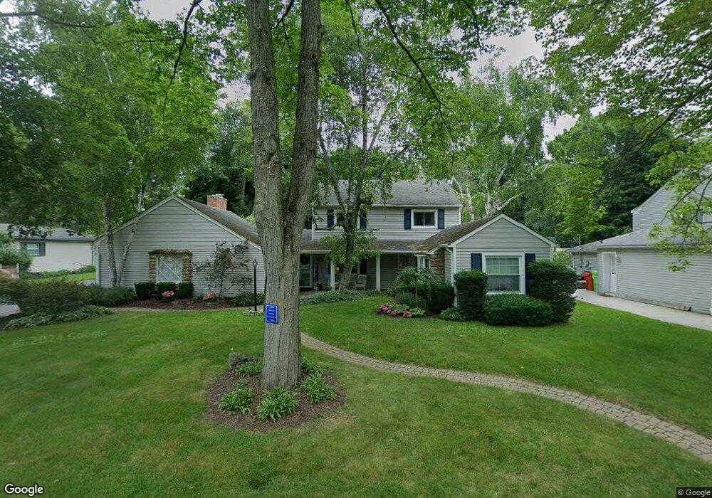7166 Arrowood Dr, West Bloomfield, MI 48324 - photo 1