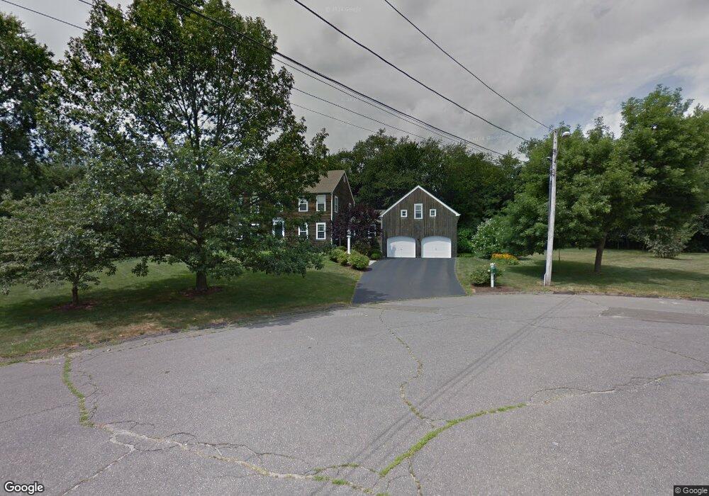 725 Fairchild Rd, Trumbull, CT 06611 - photo 1