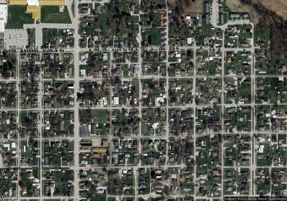 610 F St NE, Linton, IN 47441 - photo 1