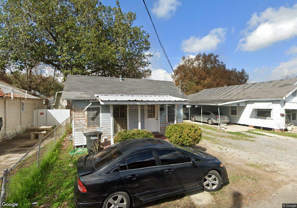 125 Johnson Aly, New Iberia, LA 70563 - photo 1