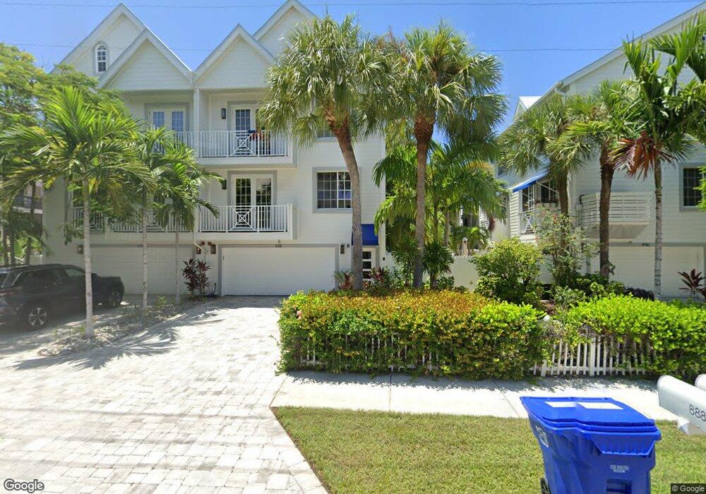 838 10th St S, Naples, FL 34102 - photo 1