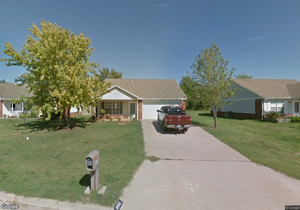 600 Buckingham Dr, Claremore, OK 74017 - photo 1