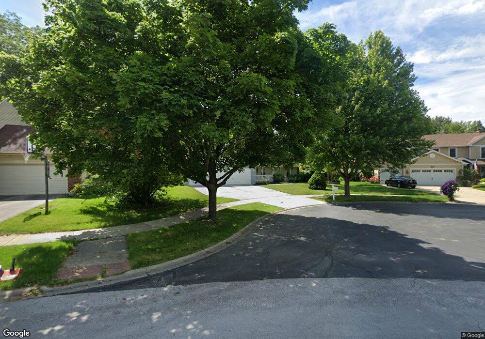 531 Bovidae Cir unit 3, Naperville, IL 60565 - photo 1