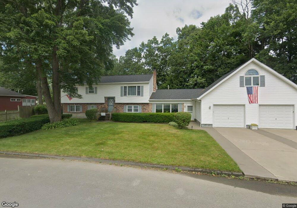 15 Mullen Dr, Schenectady, NY 12306 - photo 1