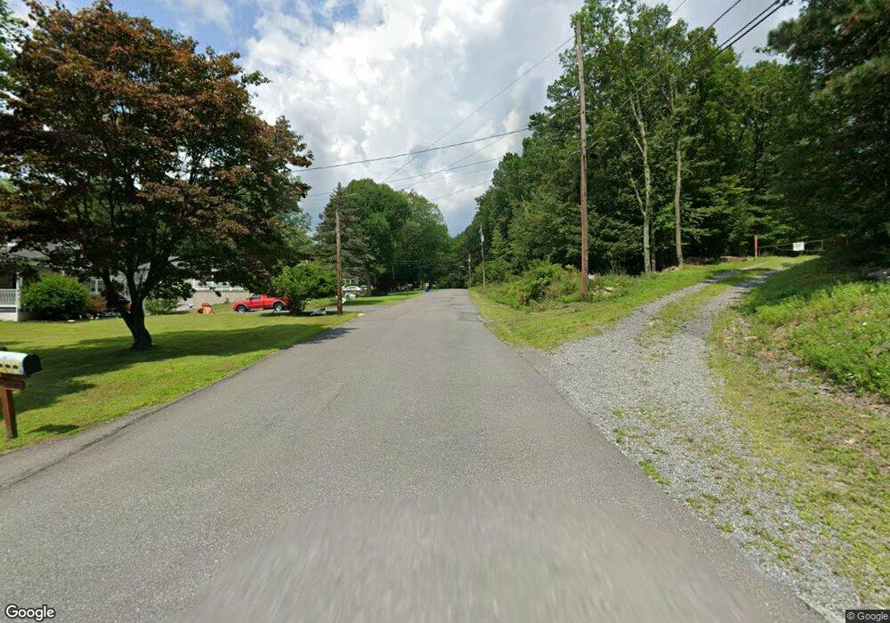 W Thirteenth St, Jim Thorpe, PA 18229 - photo 1