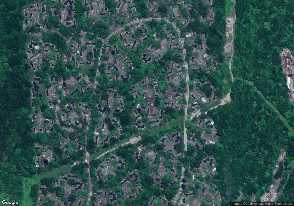 917 Heritage Village unit A, Southbury, CT 06488 - photo 1