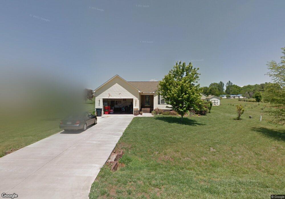 113 E Dundee Ct, Statesville, NC 28625 - photo 1