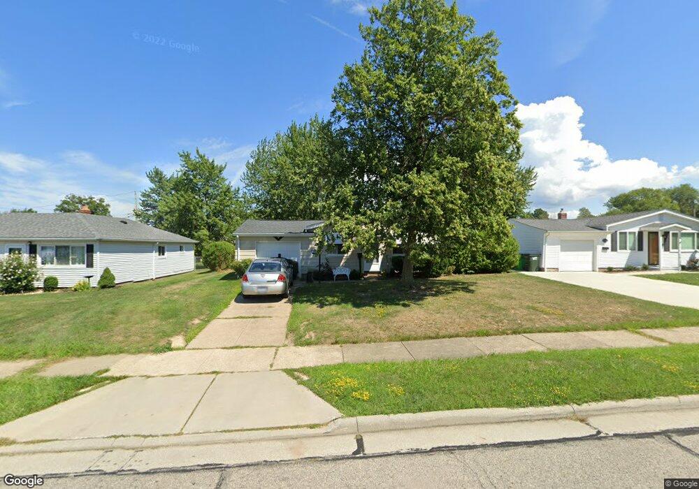 1851 Eldon Dr, Wickliffe, OH 44092 - photo 1