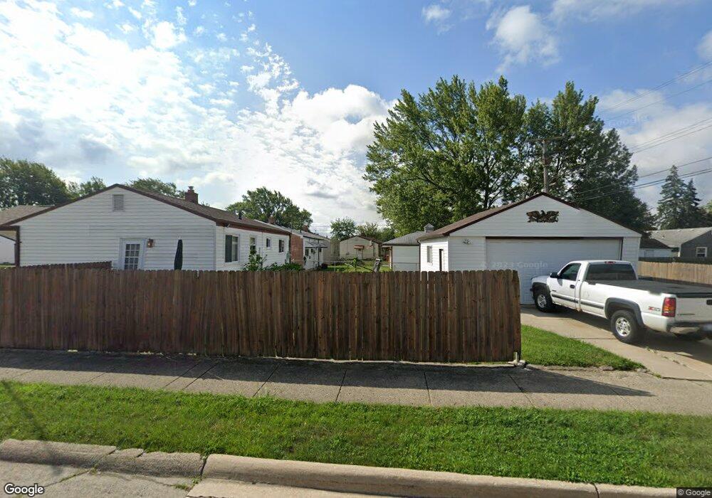 26461 Roberta St, Roseville, MI 48066 - photo 1