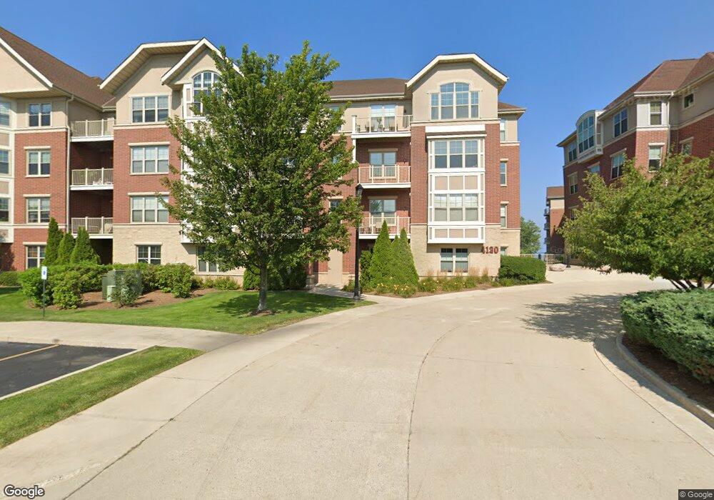 4120 S Lake Dr unit 360, Saint Francis, WI 53235 - photo 1