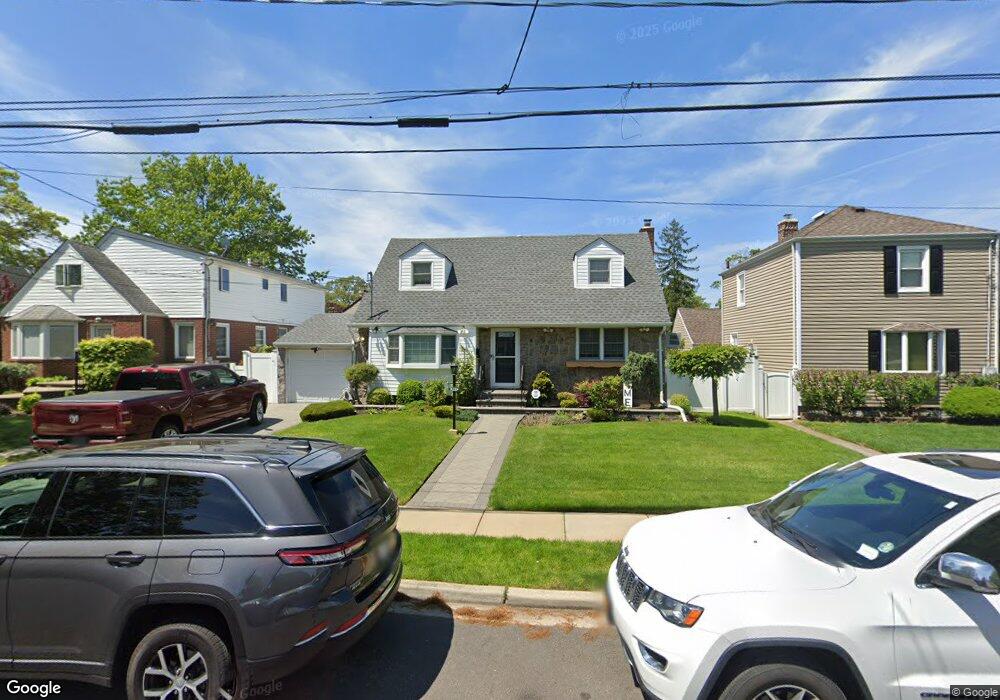 134 Semton Blvd, Franklin Square, NY 11010 - photo 1