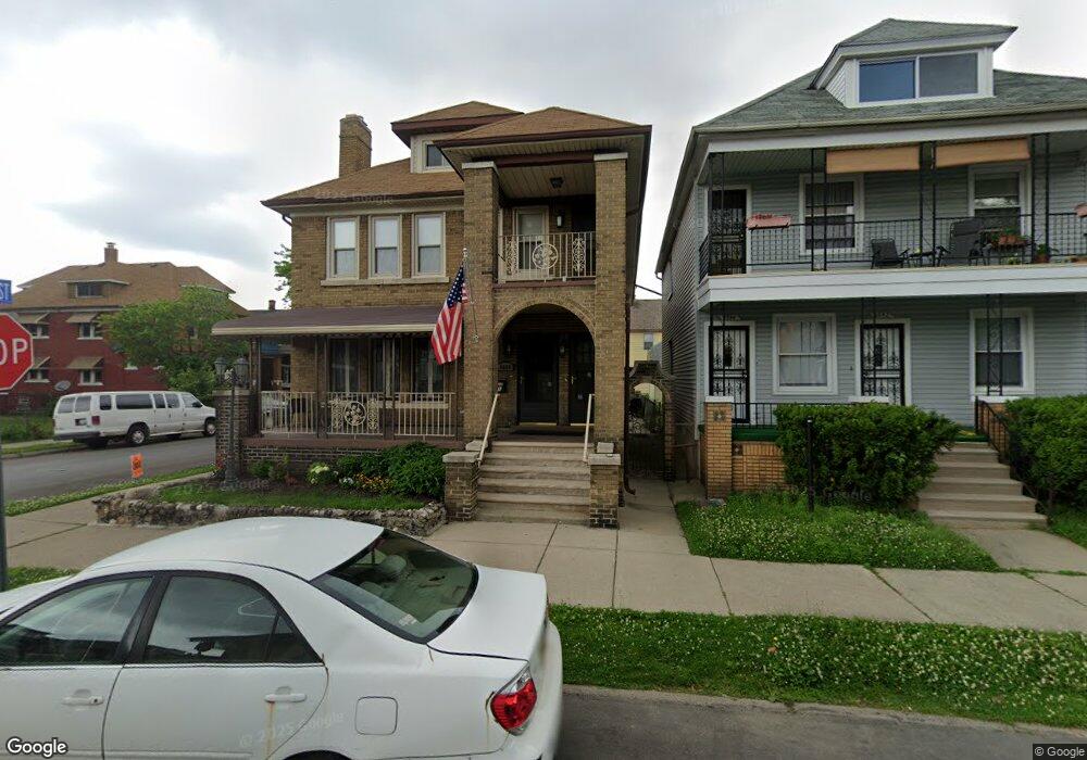 9560 Charest St, HamtraMcK, MI 48212 - photo 1