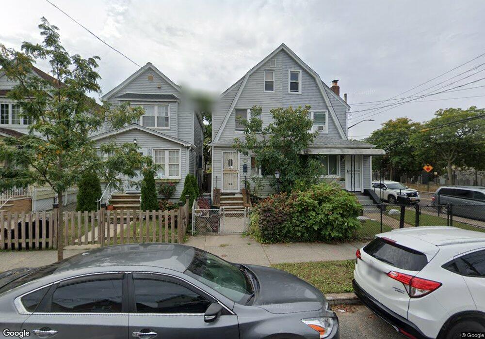 8404 106th Ave, Ozone Park, NY 11417 - photo 1