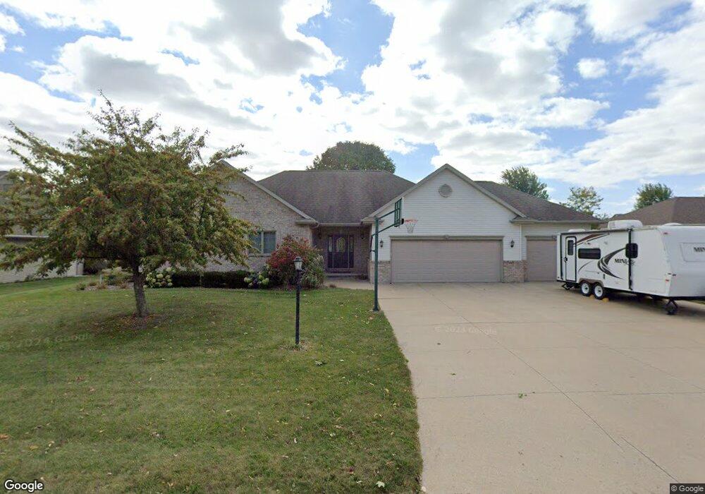 W5923 Sweet William Dr, Appleton, WI 54915 - photo 1