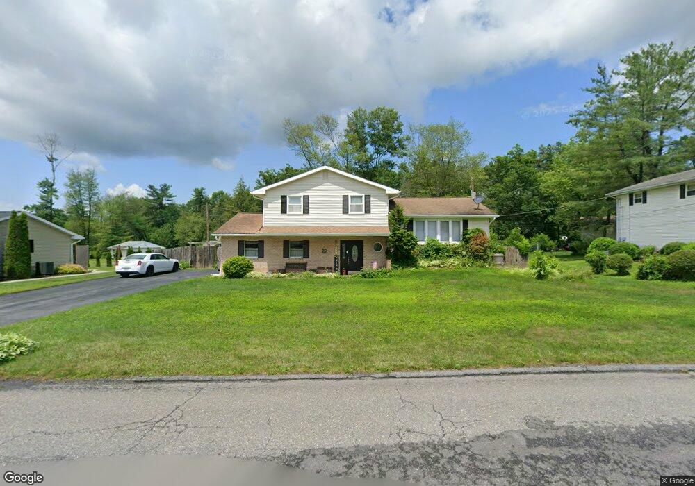 845 Albert Dr, Orwigsburg, PA 17961 - photo 1