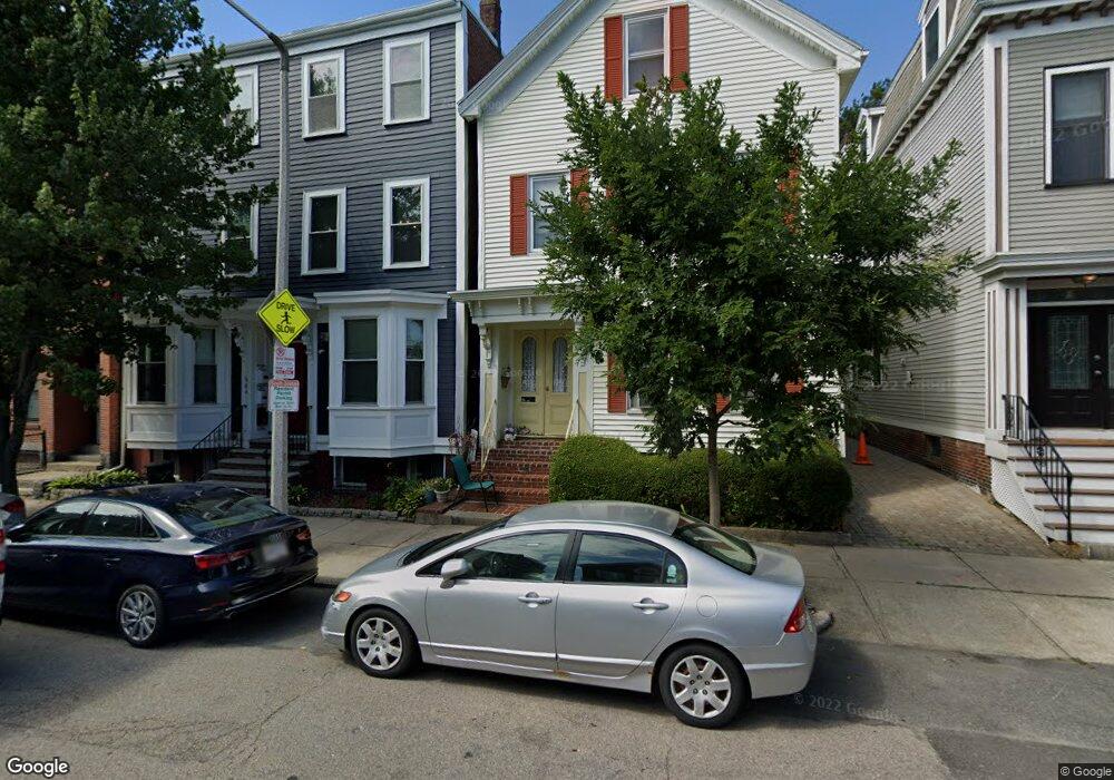 586 E 8th St, Boston, MA 02127 - photo 1